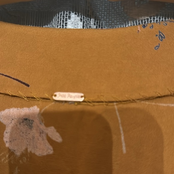 Free people size medium only used once beautiful summer dress - Picture 4 of 4